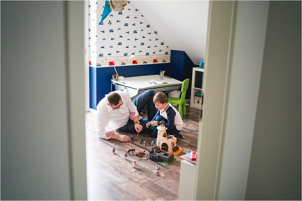 Familienreportage Stimmung Osthessen – Stimmungsvolles Familienfoto beim Shooting