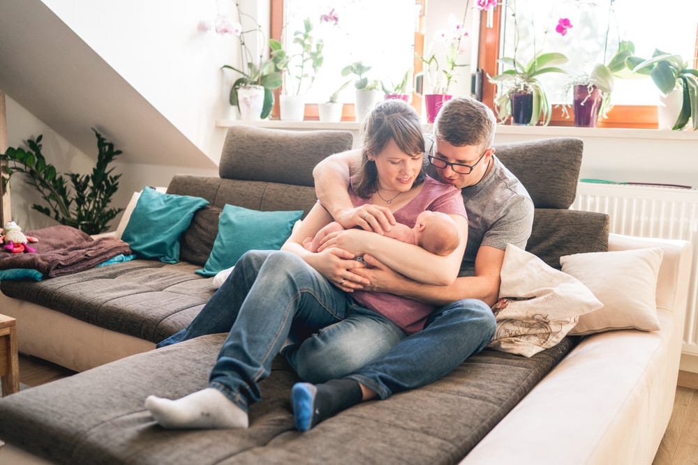 Newborn-Shooting Fulda – Familienporträt mit Neugeborenem in Osthessen